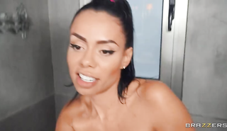 Брат кончает в попу сестры после жесткого анала