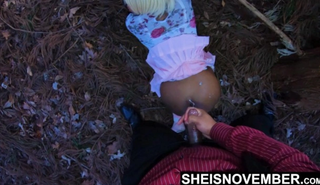 Жесткий сквирт на публике: семейный инцест в собачьем стиле