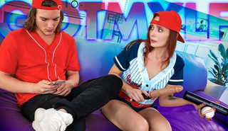 Мачеха и пасынок в жесткой связи с бейсбольной битой-фаллоимитатором